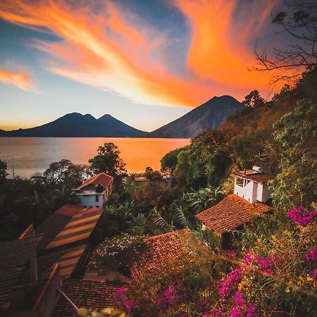 ホテル Lush Atitlan サン・マルコス・ラ・ラグナ エクステリア 写真