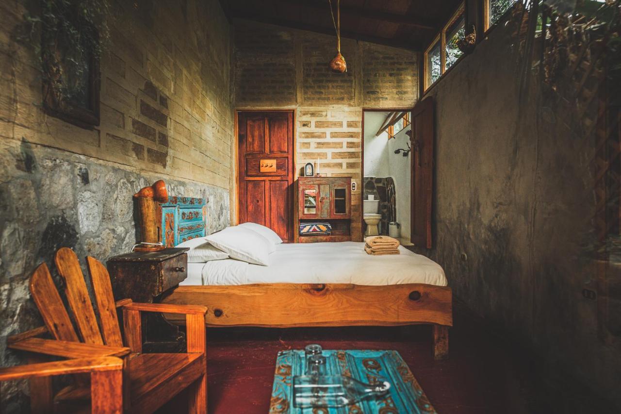 ホテル Lush Atitlan サン・マルコス・ラ・ラグナ エクステリア 写真