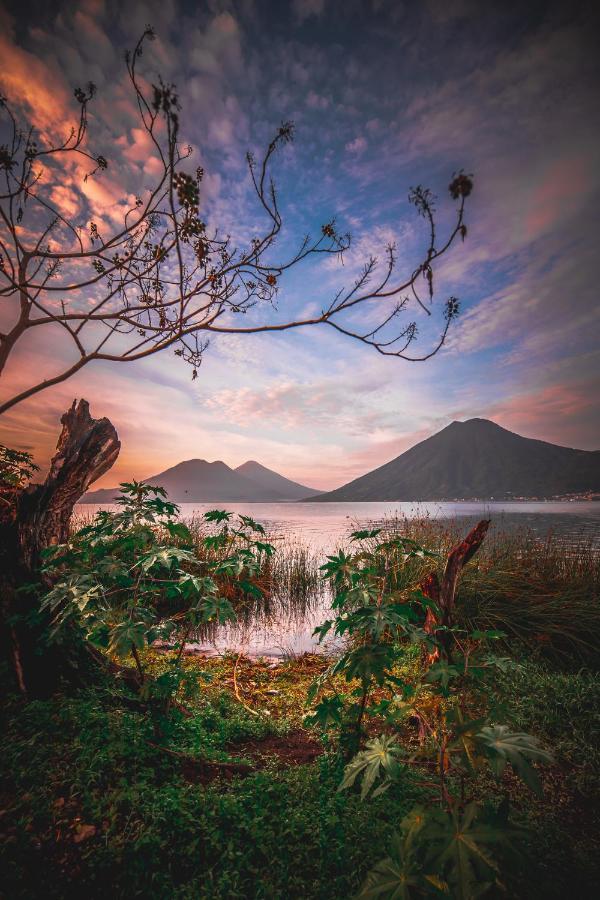 ホテル Lush Atitlan サン・マルコス・ラ・ラグナ エクステリア 写真