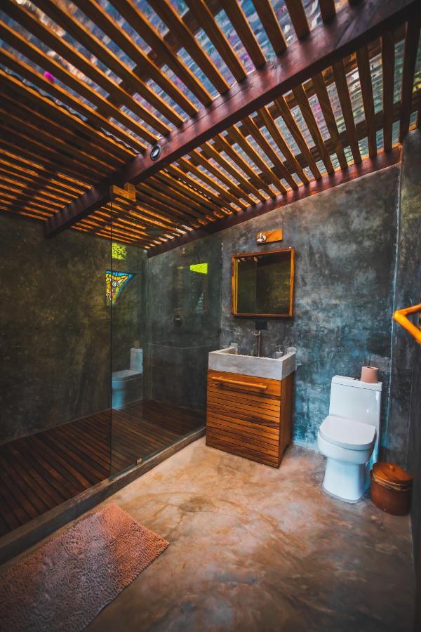ホテル Lush Atitlan サン・マルコス・ラ・ラグナ エクステリア 写真